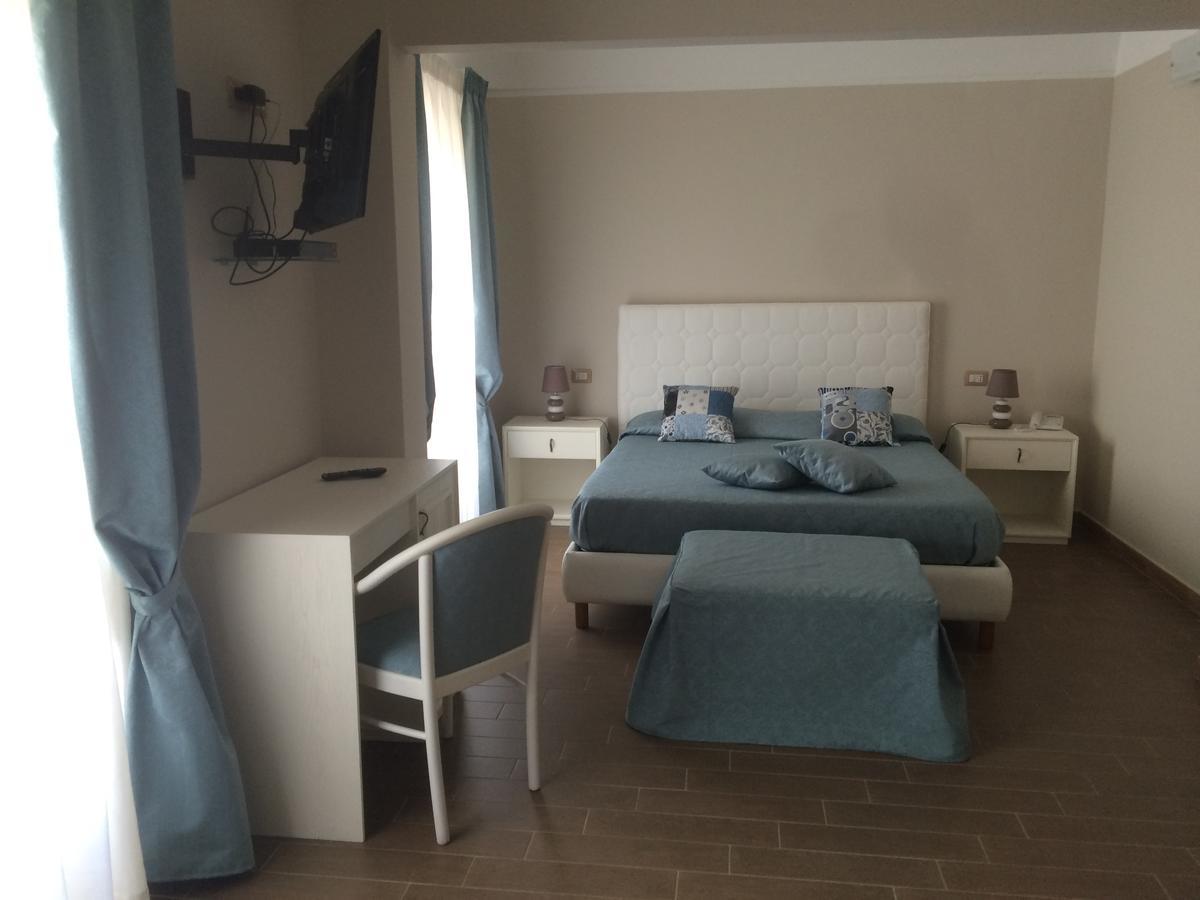 Hotel Sant'Anna Floresta エクステリア 写真
