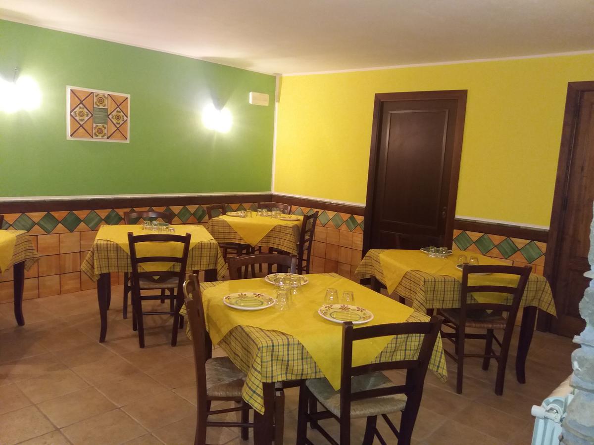 Hotel Sant'Anna Floresta エクステリア 写真
